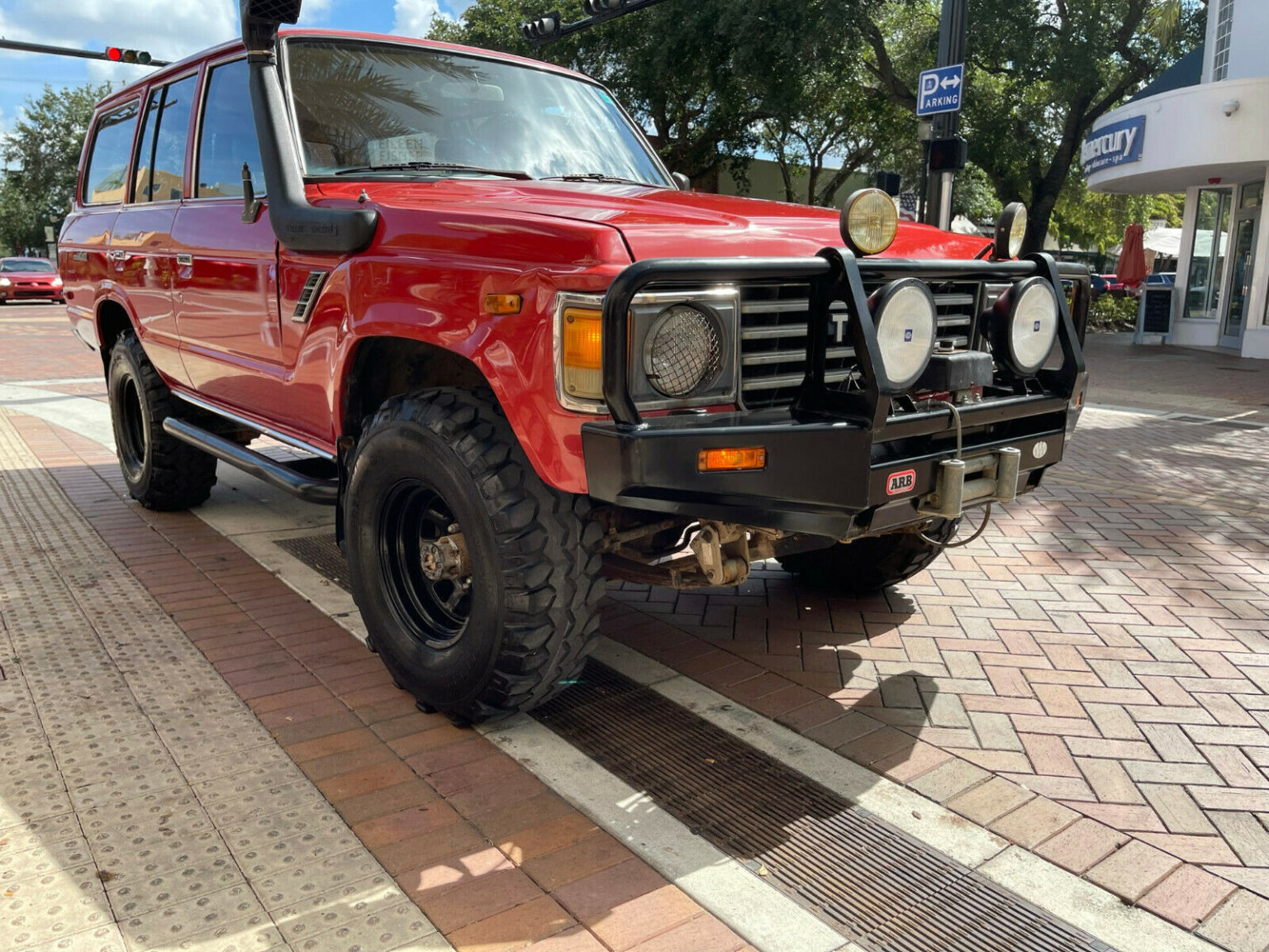 Land Cruiser Of The Day! – Enter the world of Toyota Land Cruisers